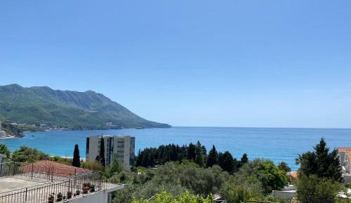 Studio Apartment with Sea View