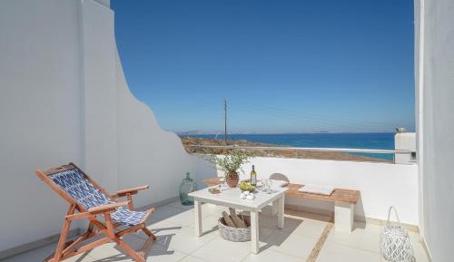 Studio Apartment with Sea View