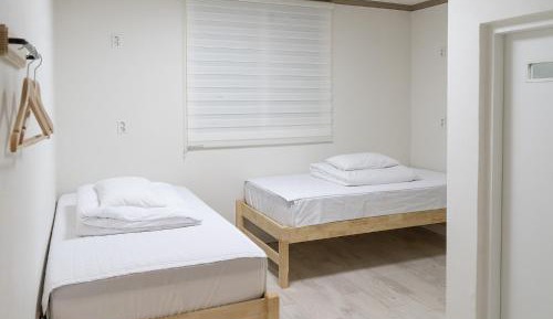 Twin Room with Private Bathroom
