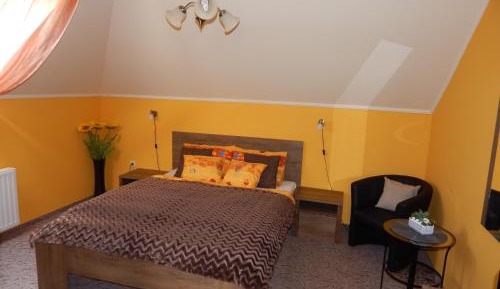 Apartment (2 Adults)