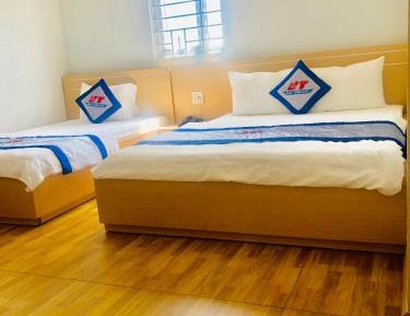 Triple Room with City View