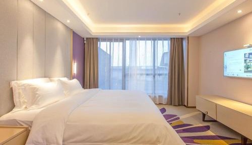 Deluxe King size bed Room