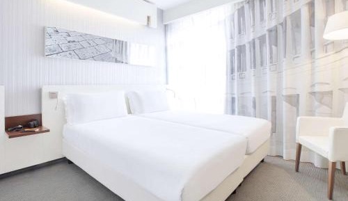 Superior Twin Room with Balcony