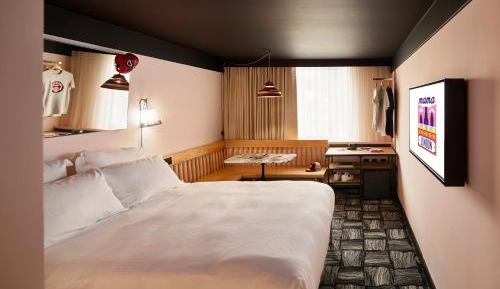 Large Mama Double Room