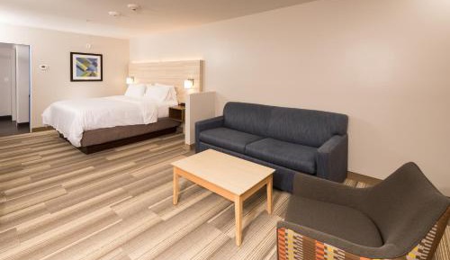 King Suite with Sofa Bed