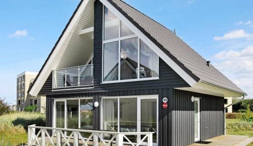 Three-Bedroom Holiday Home 