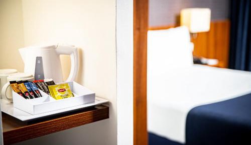 Standard Twin Room - Free Breakfast