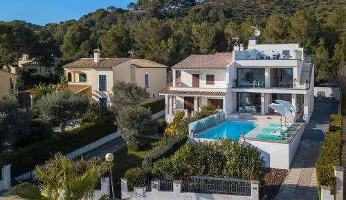 Villa with Sea View
