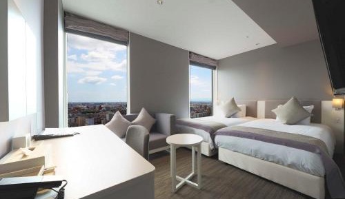 Superior Twin Room - High Floor - Non-Smoking