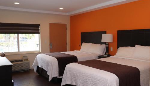 Superior Room with Two Double Beds