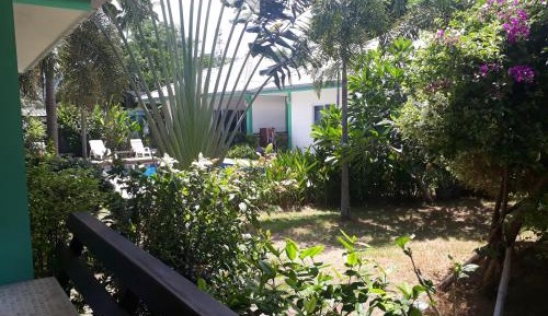 Bungalow with Patio