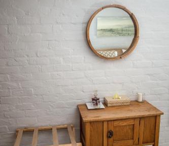 Deluxe Suite - 2