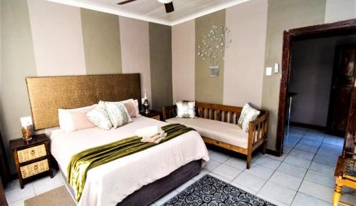 Queen Room