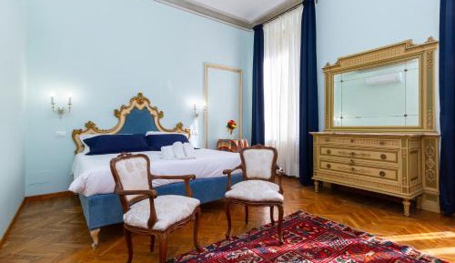 Quadruple Room with Private Bathroom