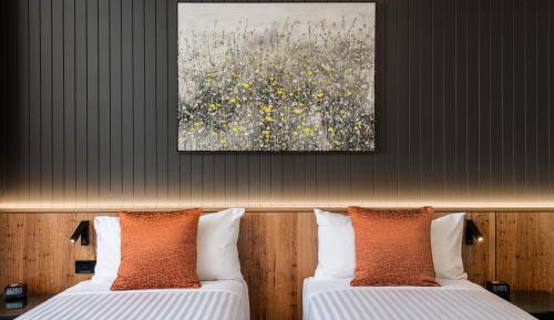 Standard Twin Room