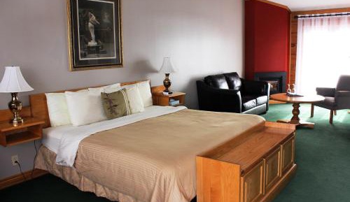 King Suite with Fireplace