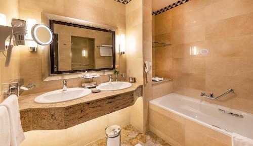 Business Suite