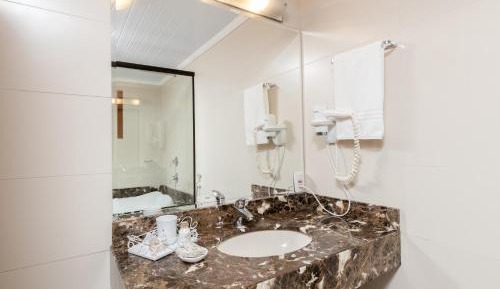 Premier Suite with Spa Bath