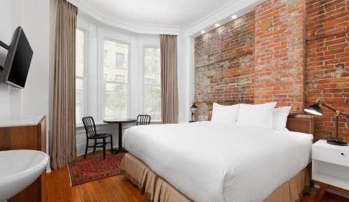 King Room with Shared Bathroom