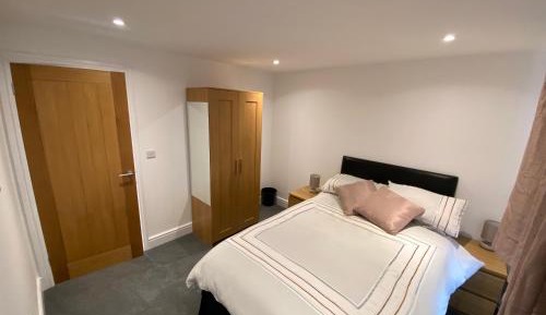 Three-Bedroom Cottage
