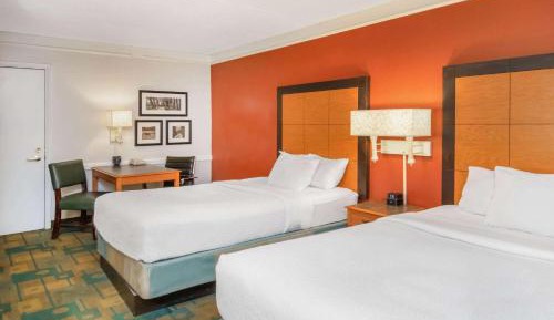 Premier Room with Two Double Beds