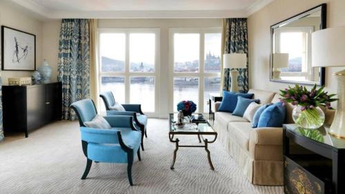 Charles Bridge Presidential Suite