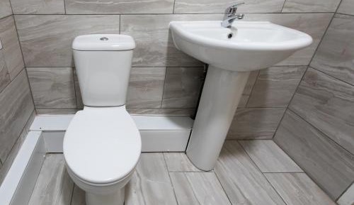 Twin Room with Private Bathroom