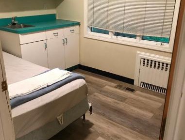 Single Room with Shared Bathroom