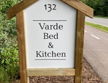 Twin Room with Shared Toilet