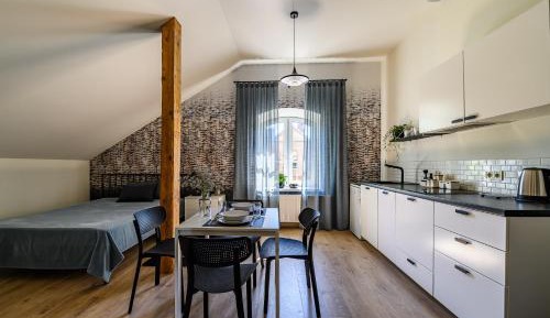 Studio Apartment