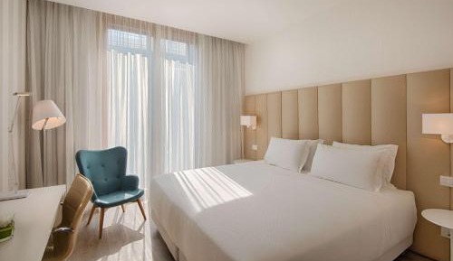 Standard Double or Twin Room with Partial Side View