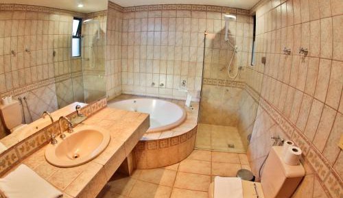 Suite with Spa Bath