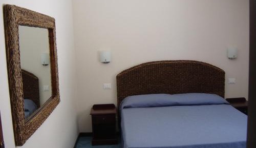 Large One-Bedroom Apartment