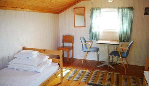 Standard Twin Room with Shared Bathroom
