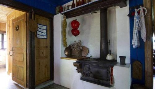 One-Bedroom House
