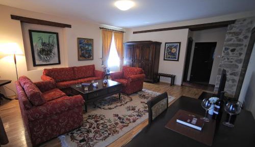 One-Bedroom Suite