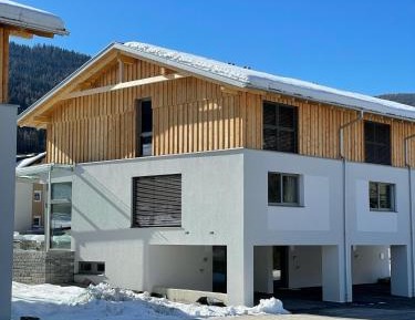 Seven-Bedroom House