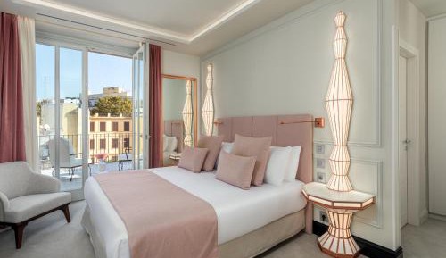 Deluxe Double Room with Terrace