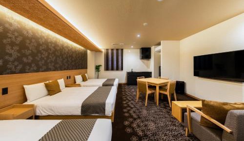 Deluxe Triple Room