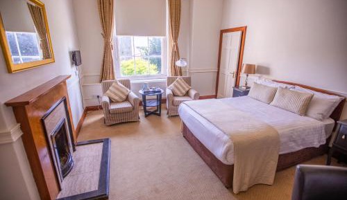 Classic Single Room