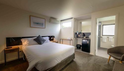Studio Motel Room