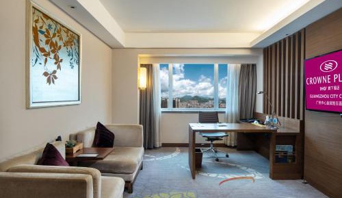 Junior King Suite