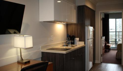 Full Kitchen Suite