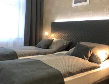 Double or Twin Room with Bathroom
