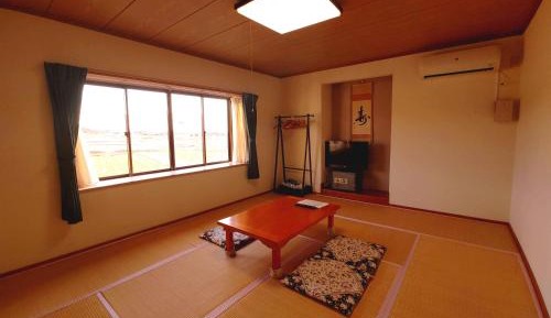 Japanese-Style Room