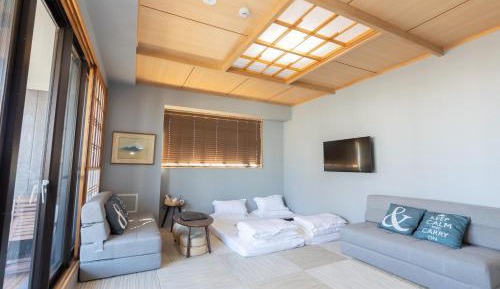 Japanese-Style Room