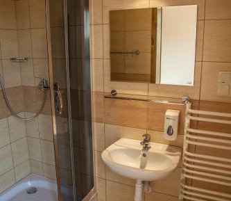 Twin Room with Private Bathroom