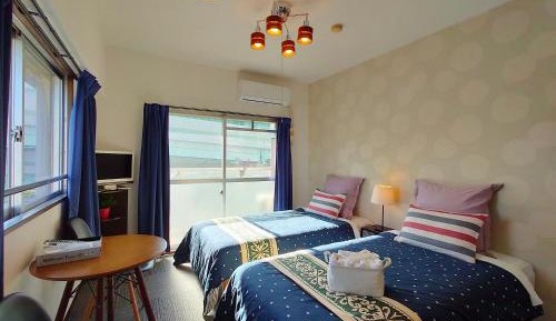 Apartment with Balcony 402