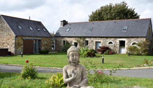 Studio with Garden View