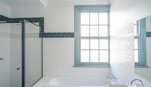 King Room with Shared Bathroom